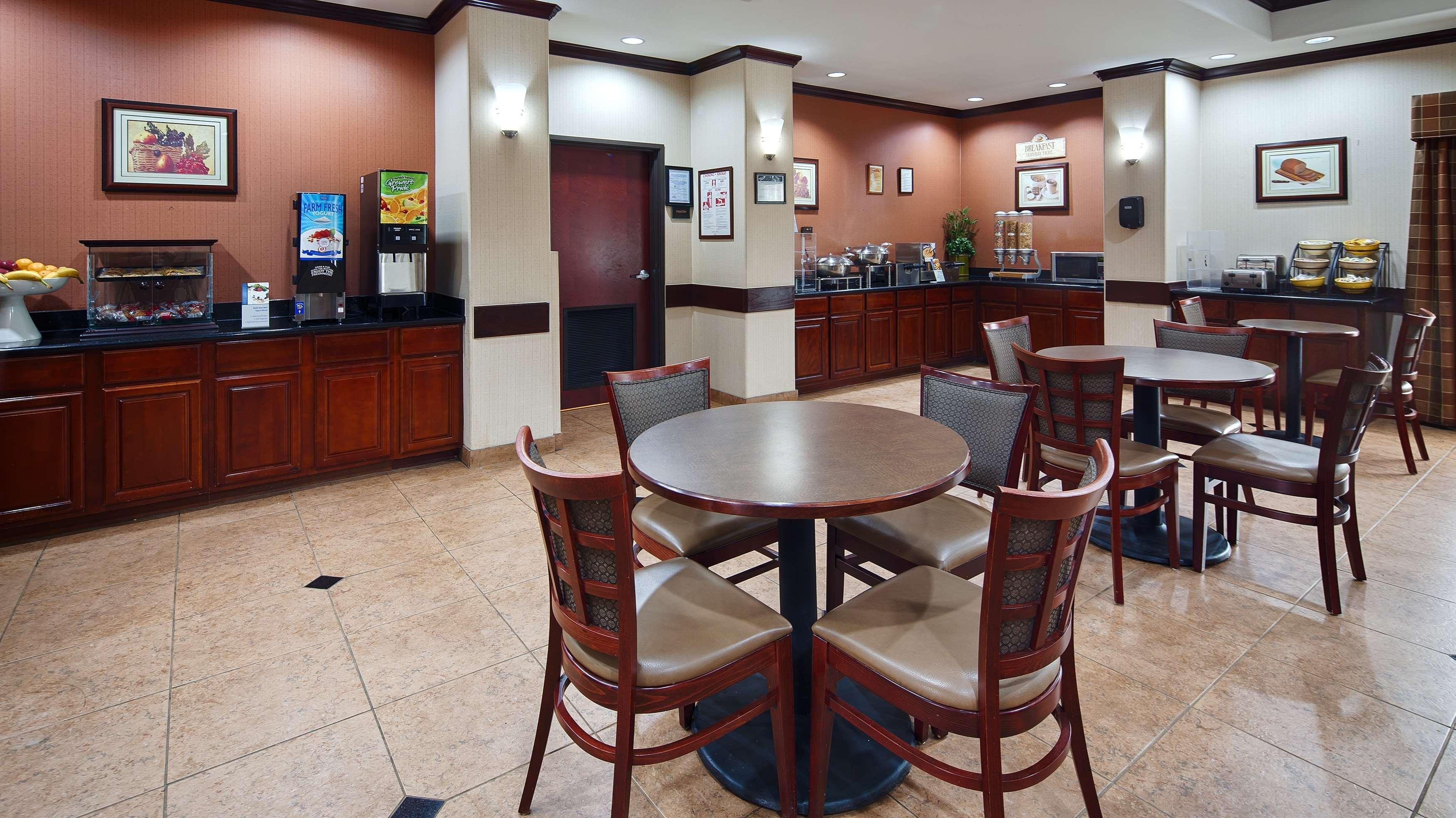 Best Western Plus Katy Inn And Suites Экстерьер фото